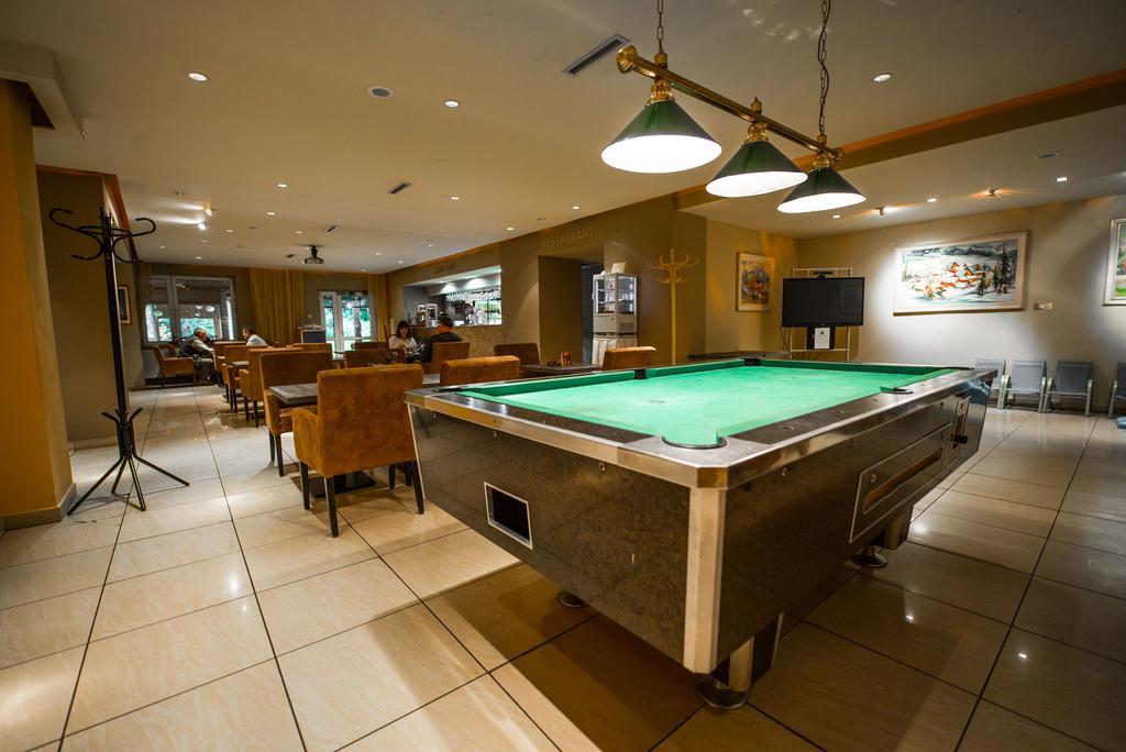Hotel Cingov Slovensky Raj Spišská Nová Ves Esterno foto